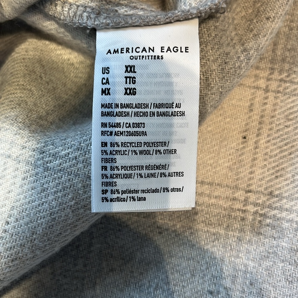 American Eagle Shacket - Picture 4 of 7
